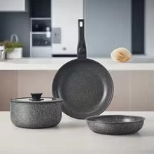 Detachable Non-Stick Cookware Set with Removable Handle Space-Saving Kitchen Pots & Pans